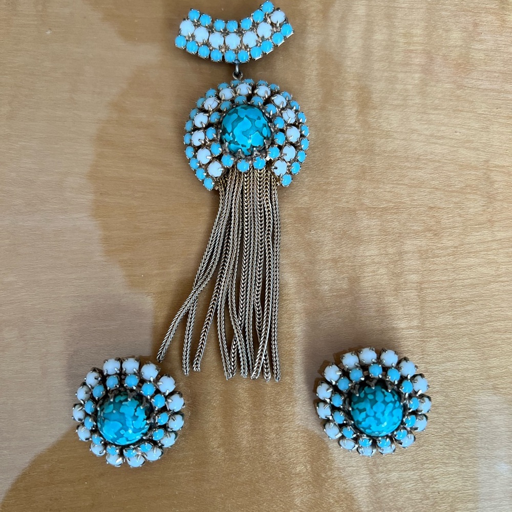 Vintage Alice Caviness Broach and Earrings